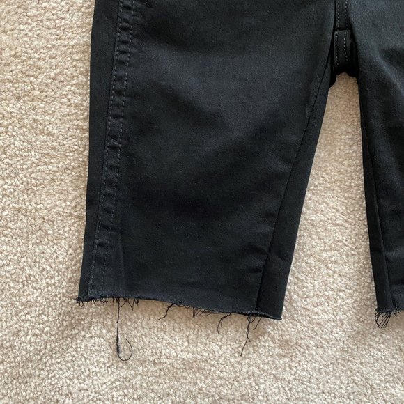 Free People W 24 So Chic Biker Shorts Raw Edge Fringe Hem - Picture 5 of 10